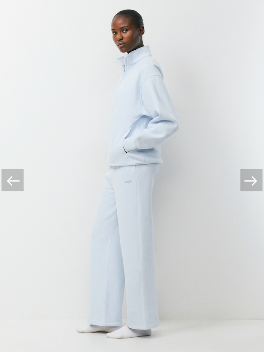 Aritzia Cozy Sweatfleece Light Blue wide leg sweatpants NWOT - Picture 2 of 9